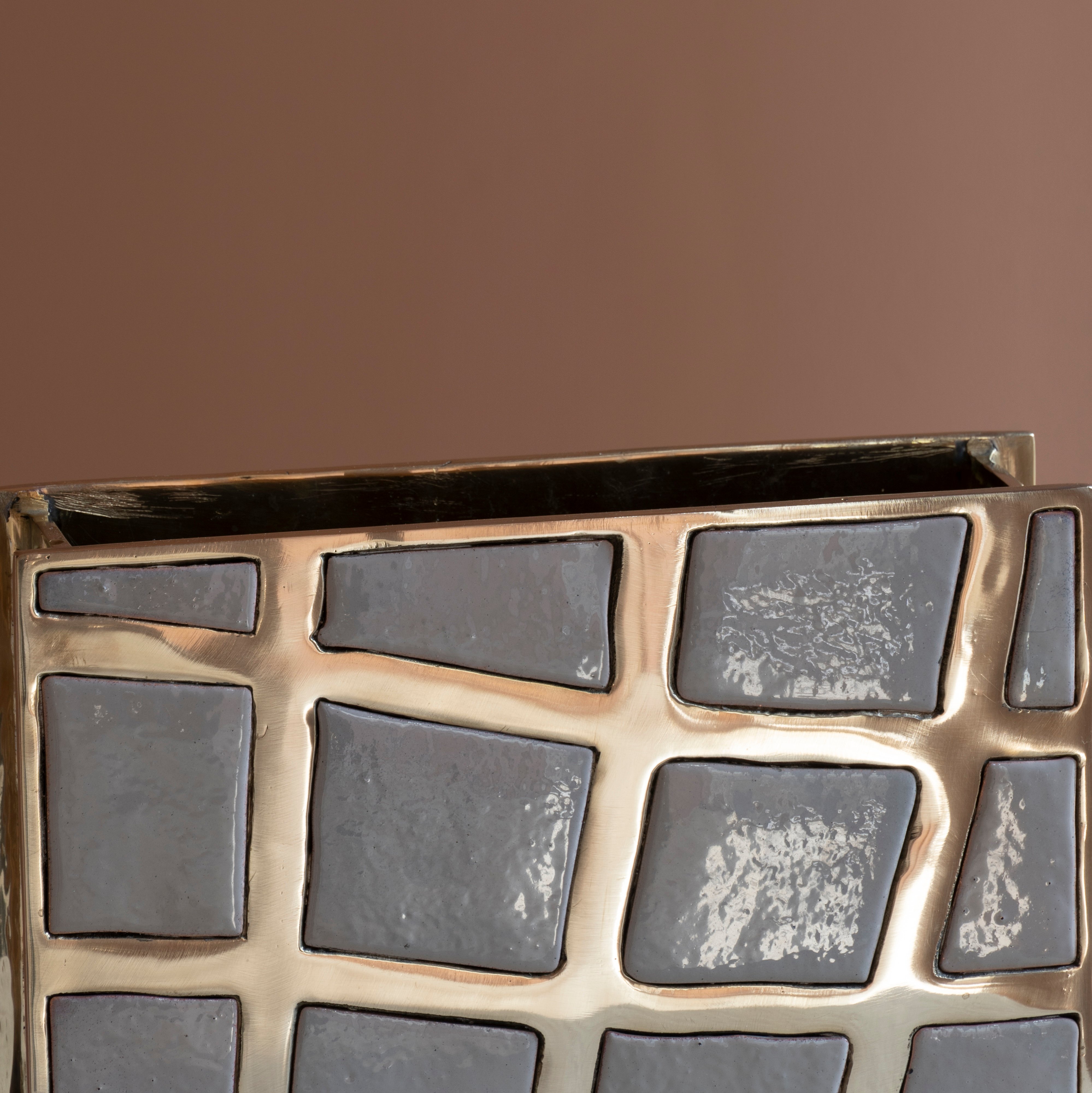 Lahar Vase (Wide) image number 2